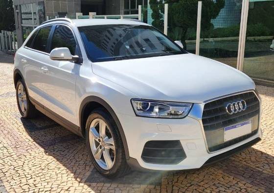 AUDI Q3 1.4 TFSI AMBIENTE GASOLINA 4P S TRONIC AUDI Q3 1.4 TFSI AMBIENTE GASOLINA 4P S TRONIC
